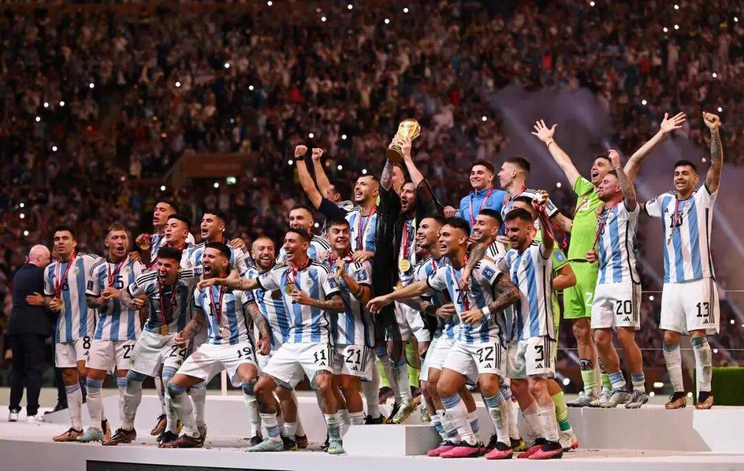 德甲第二轮,拜仁迎战弗,赖堡,世界杯半决赛,2026世界杯,半决赛对阵,赛事分析,精彩瞬间